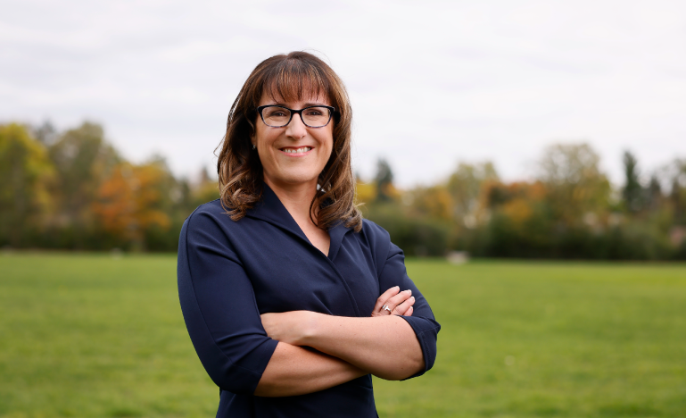 Photo of OBA President Karen Perron